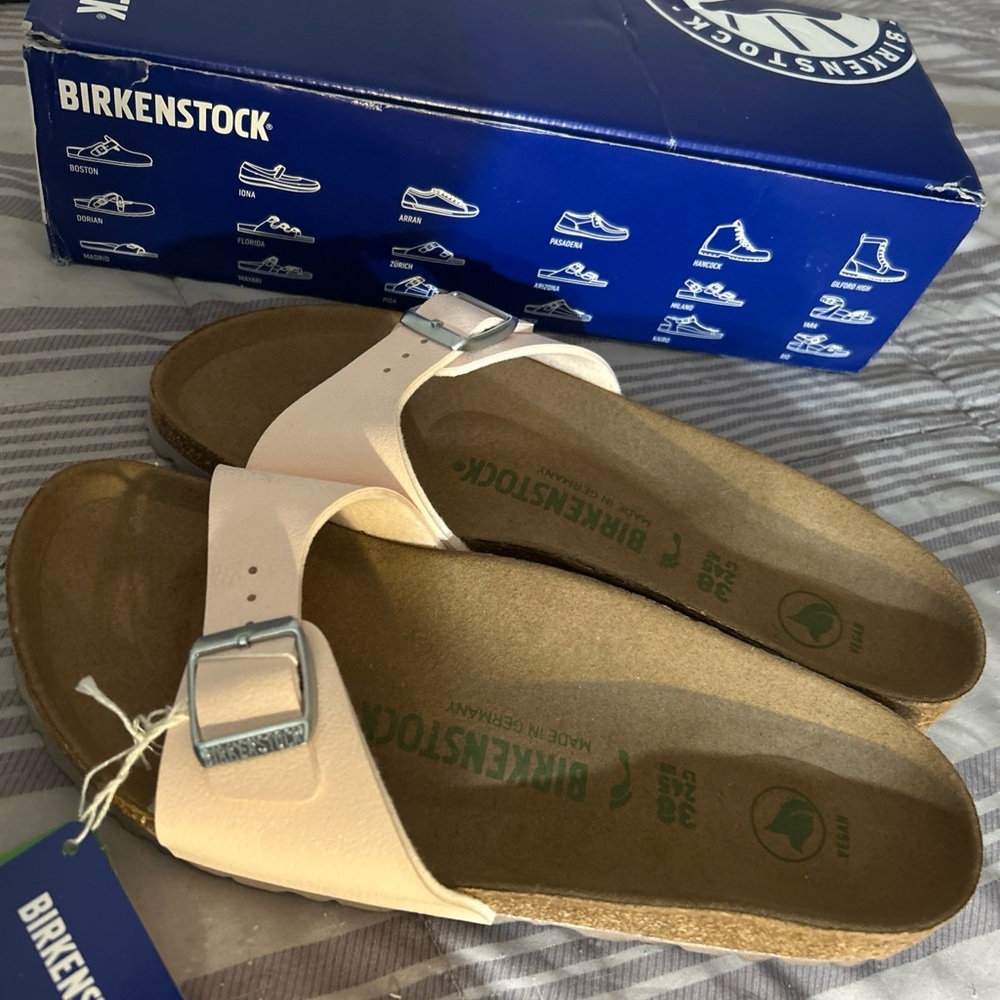 Birkenstock MADRID Sandals in Soft Rose (LIGHT PINK) US Size 7-7.5 BRAND NEW BOX - Picture 15 of 16